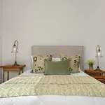 Designer Family Haven In The Heart Of Sea Point