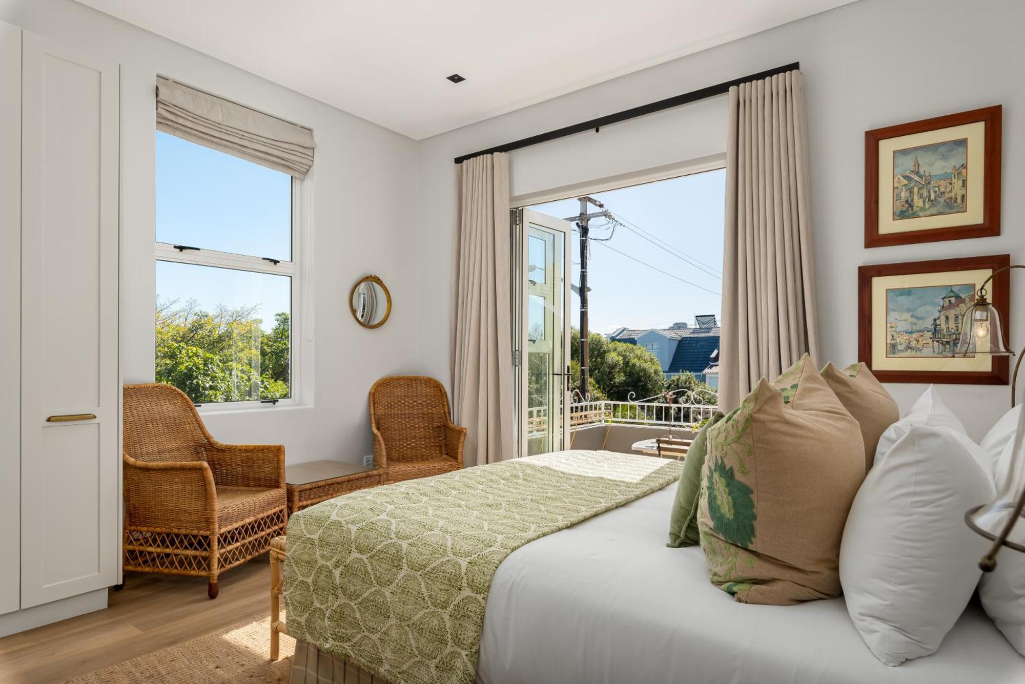 Designer Family Haven In The Heart Of Sea Point Cape Town